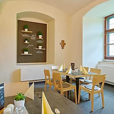 Jufa Stift Hotel 4*