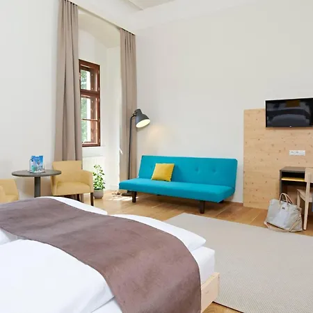 Jufa Stift Otel Gurk