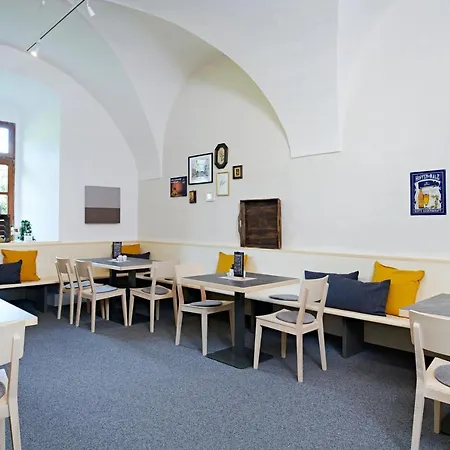 Otel Jufa Stift 4*