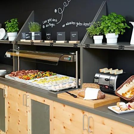 Jufa Stift Hotel 4*
